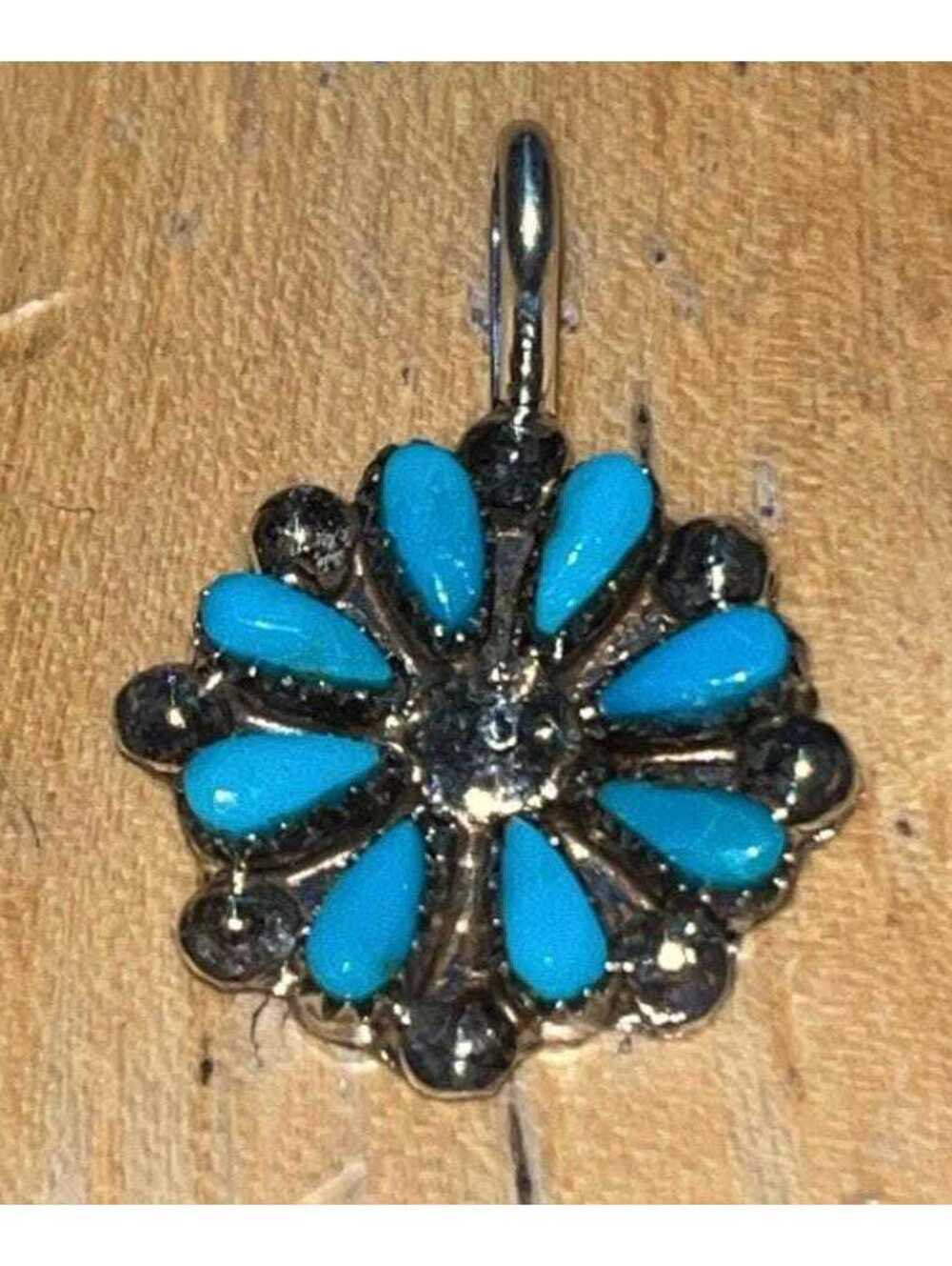 Native American Zuni sterling cluster turquoise traditional style pendant